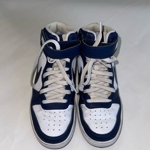 Nike Court Borough Mid 2 youth shoes